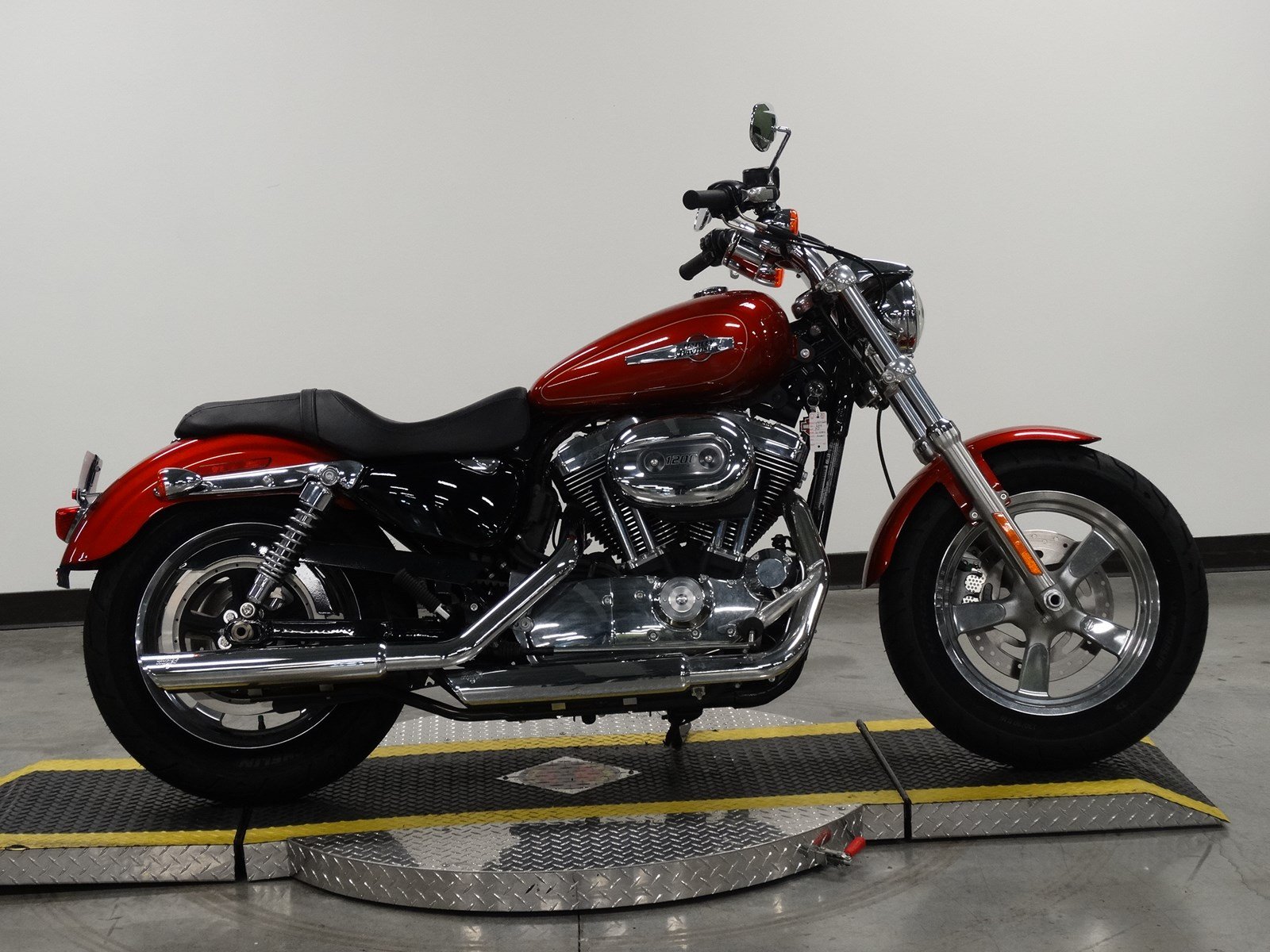 Pre-Owned 2014 Harley-Davidson Sportster 1200 Custom XL1200C Sportster ...