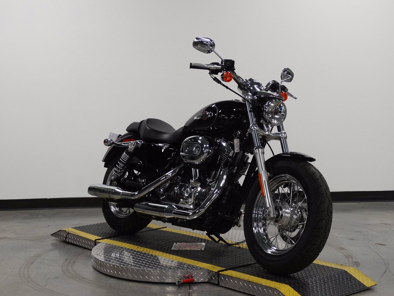 Pre-Owned 2017 Harley-Davidson Sportster 1200 Custom ...