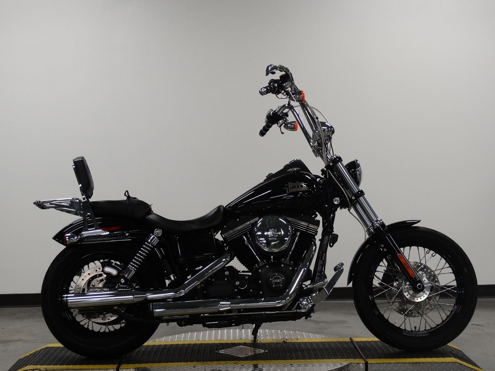 hd dyna street bob