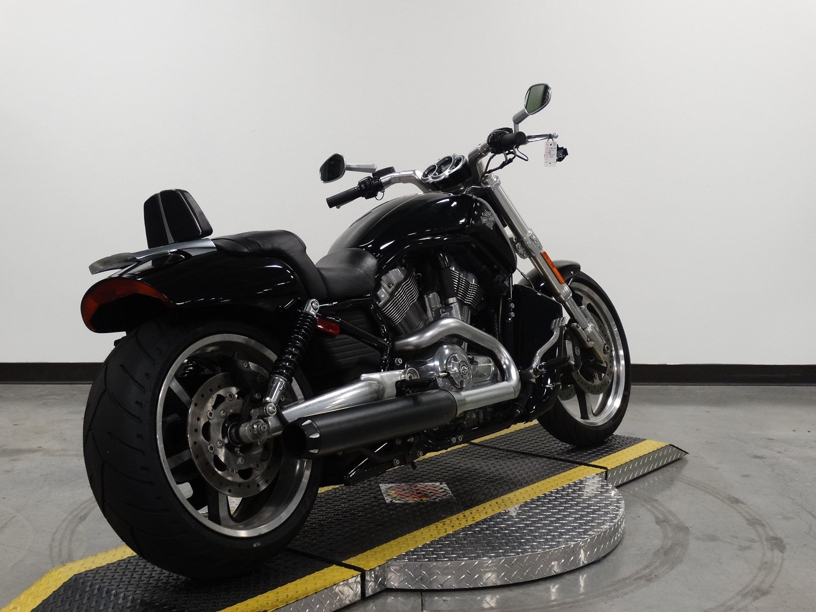 Pre-Owned 2010 Harley-Davidson V-Rod Muscle VRSCF V-Rod in ...