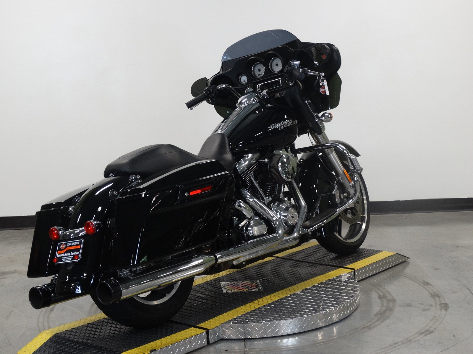 Стрит глайд. Harley Davidson Street Glide. Harley Davidson FLHX Street Glide. Харлей Дэвидсон стрит Глайд 2008. Harley Davidson Street Glide St 2022.