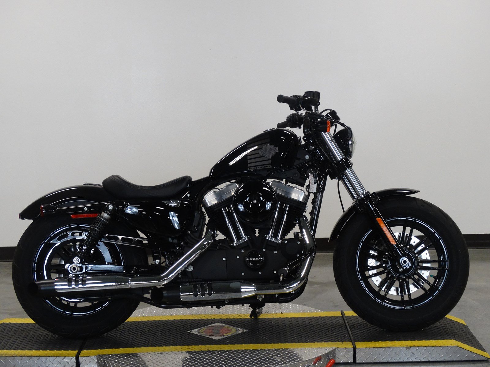 Pre-Owned 2017 Harley-Davidson Sportster Forty-Eight XL1200X Sportster ...