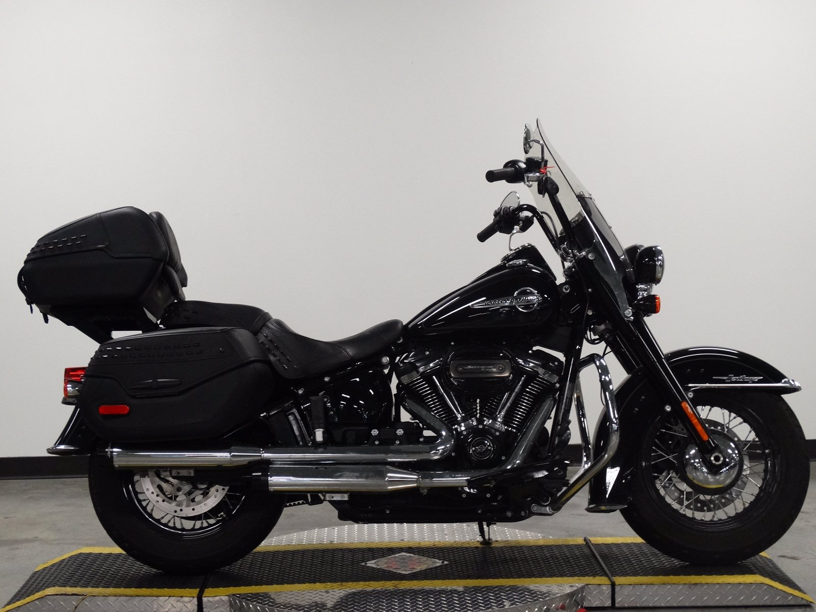 Pre-Owned 2018 Harley-Davidson Softail Heritage Classic 