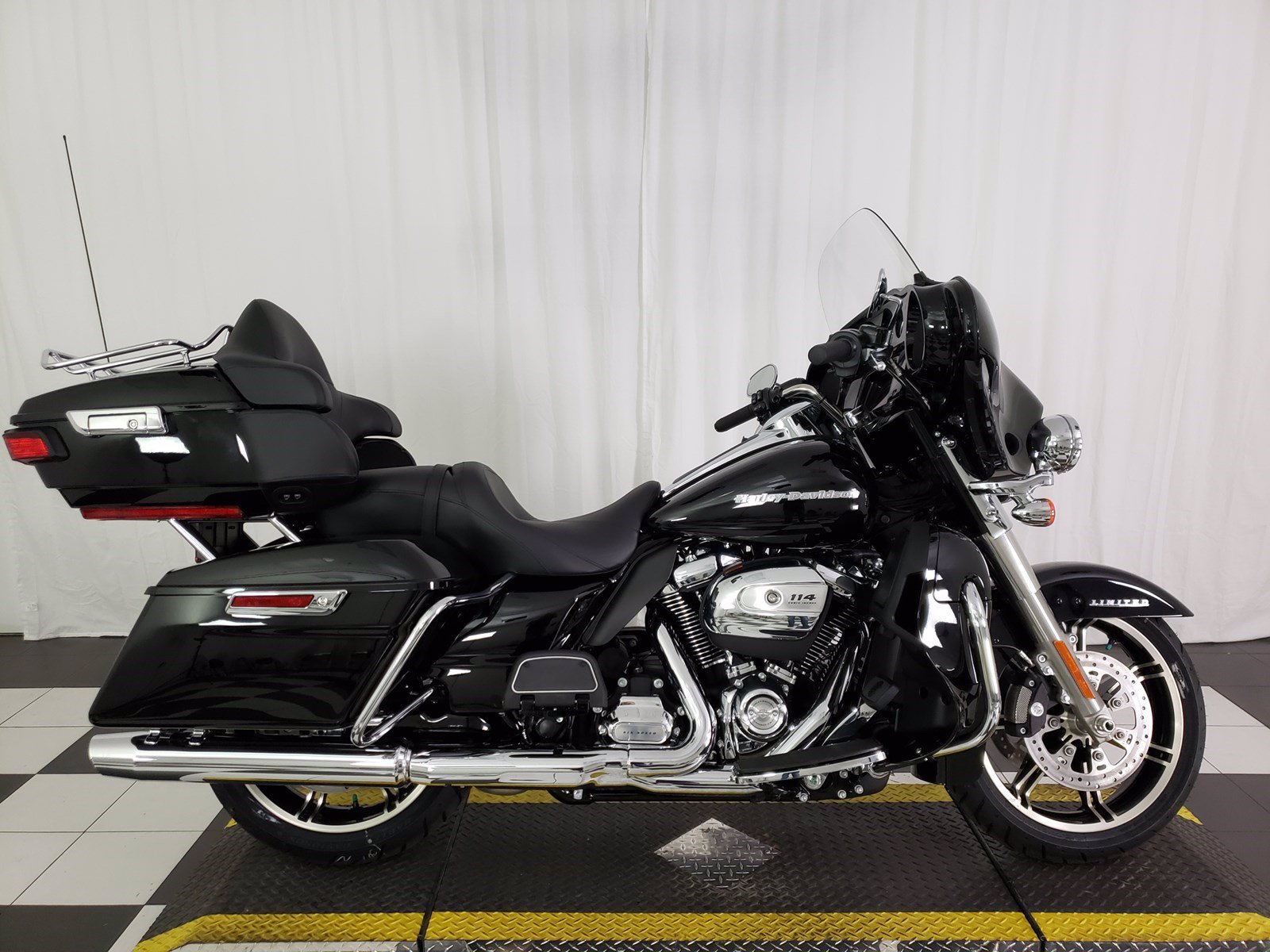 New 2020 Harley-Davidson Ultra Limited Chrome FLHTK ...