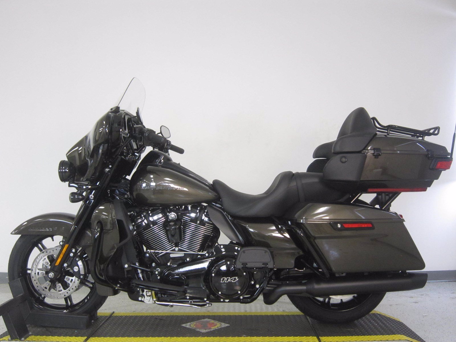 New 2020 Harley-Davidson Ultra Limited Black FLHTK Touring in Olathe ...